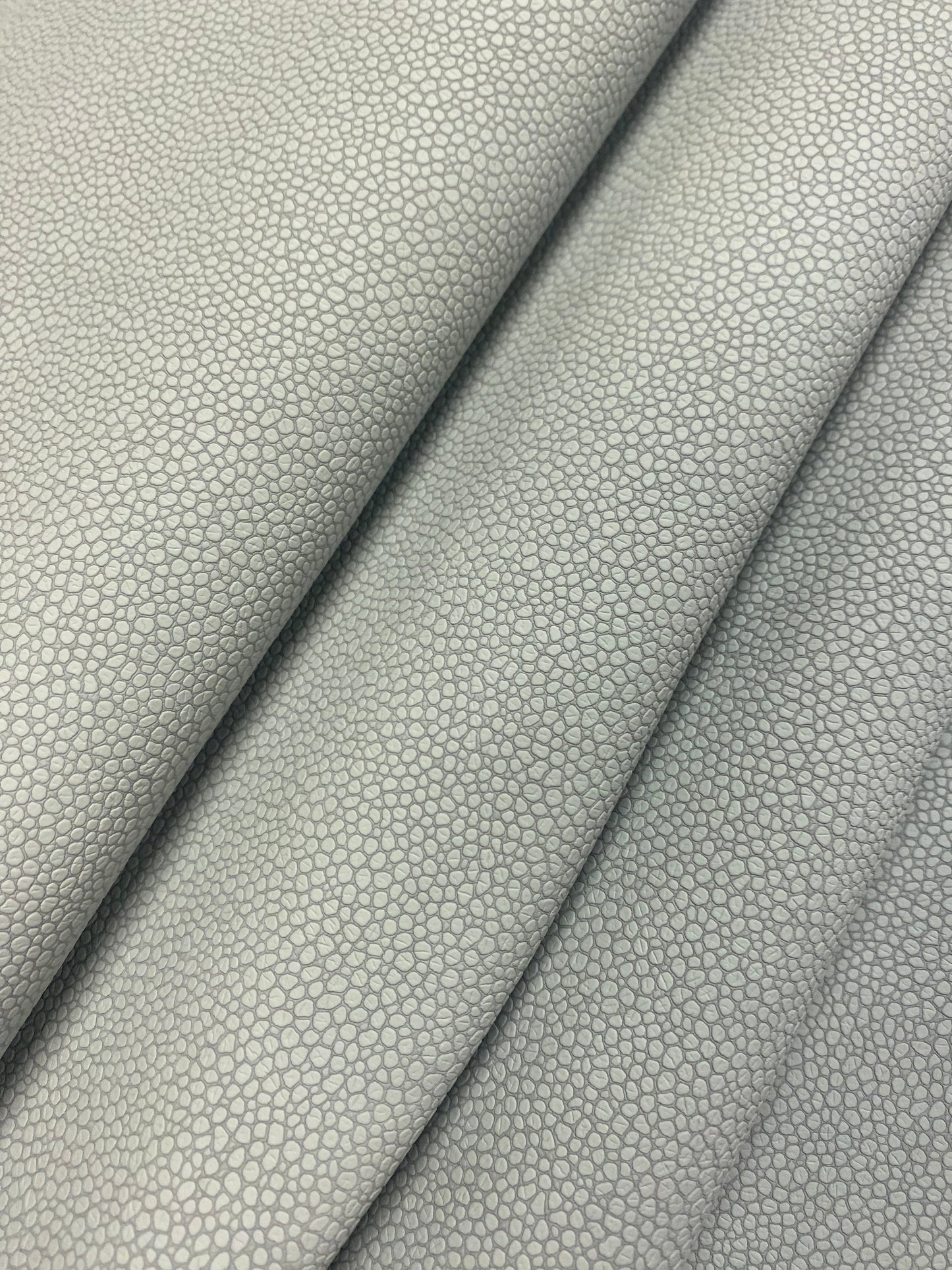1.5 Yard Ultraleather Eco Tech Gypsum Cream Grey Animal Pattern Faux Leather Upholstery Vinyl WHS 4433